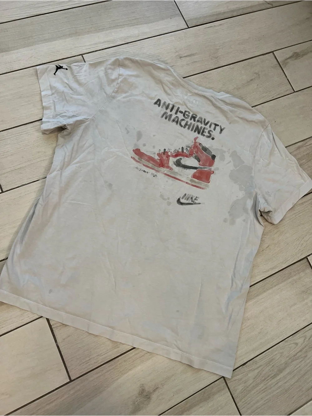 Jordan stains white size